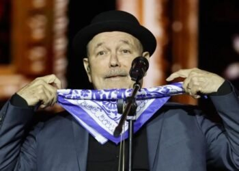 Rubén Blades sale en defensa de Bad Bunny, tras opiniones que consideran su arte "basura"