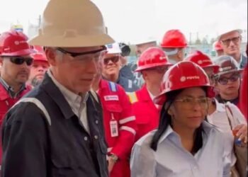 Wright: Chevron puede elevar producción petrolera en Venezuela a 300.000 barriles diarios