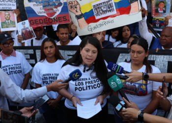 Clipp denuncia que presas políticas en Venezuela son "vejadas" y pide apoyo internacional