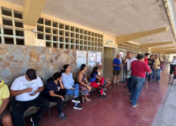 En la Consulta Nacional Popular en Nueva Esparta, la escasa presencia de votantes fue una constante