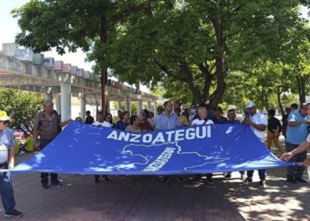 Sindicalistas expresaron su rechazo al aumento de bonos