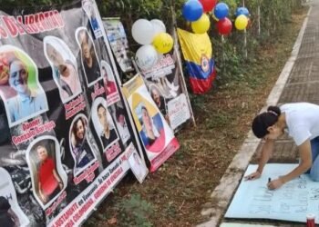 "Esperamos que la canciller regrese de Venezuela con los colombianos"