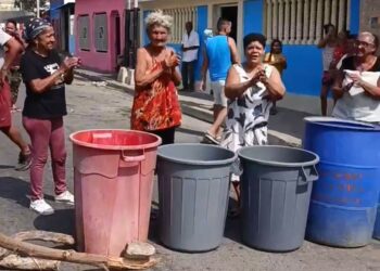 El Tiempo en la calle | Protestas por agua se extienden en Cumaná: comunidades bloquean avenidas