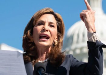 María Elvira Salazar: “Los dictadores siempre rinden cuentas”