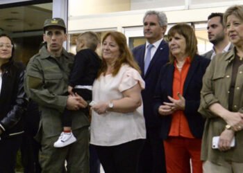 Gendarme argentino Nahuel Gallo llegó a Buenos Aires tras ser liberado en Venezuela