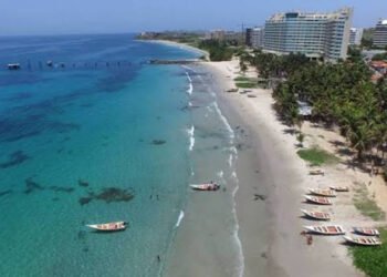 Maneiro se prepara para una Semana Santa con plena ocupación hotelera, según el alcalde