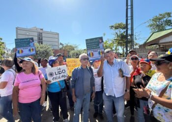 Trabajadores públicos protestaron en Cumaná para exigir salarios dignos