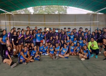 Atletas de Santa Ana solicitan apoyo para asistir a convocatoria de la Liga Nacional de Voleibol