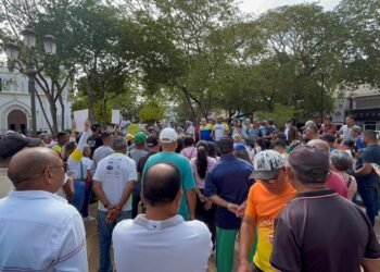 Trabajadores de Nueva Esparta exigen salario mínimo de 400 dólares y rechazan bonos sin incidencia laboral