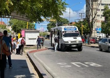 Transportistas proponen ajustar el pasaje urbano a 135 bolívares en Cumaná