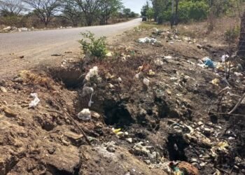 Nueve sectores del municipio Aragua no reciben agua por daños en tubería 