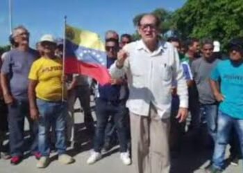 Jubilados de las salinas de Araya cumplieron 15 días de protesta por deudas pendientes