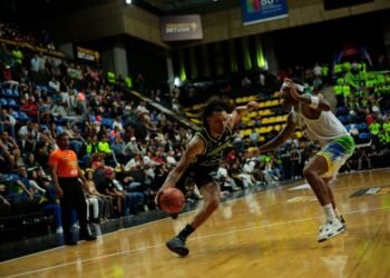 Anzoatiguense Michael Carrera fue el JMV de la primera semana de la SPB (+Video)