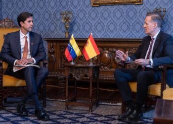 Venezuela apuesta por una mayor cooperación en una "nueva etapa" de su relación con España