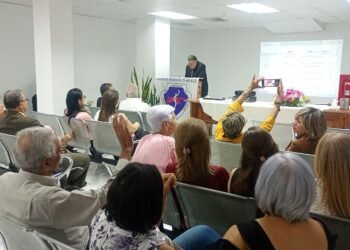 Médicos carupaneros expresaron sus deseos por ver mejorar al sector salud (+Fotos)