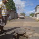 Voz Comunitaria | Colapso de aguas servidas afecta a familias del sector Francisco de Miranda en Anaco (+Video)