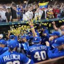 Venezuela celebra triunfo ante Japón en el Mundial de Béisbol y su pase a Los Ángeles 2028