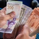 El bolívar se devalúa un 36,4 % ante el dólar durante los primeros tres meses del año