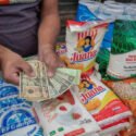 Cendas-FVM: Una familia venezolana necesita 692,32 dólares al mes para pagar alimentos