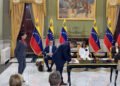 Chevron y Venezuela firman convenio en presencia de alto funcionario de EE.UU