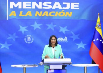 Delcy Rodríguez anunció que incrementará los salarios el próximo 1 de mayo en Venezuela