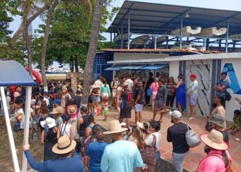 Embarcaderos registraron alta afluencia de bañistas este Viernes Santo (+Fotos)