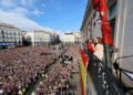 Miles de personas recibieron a María Corina Machado en Madrid al grito de "¡Presidenta!"