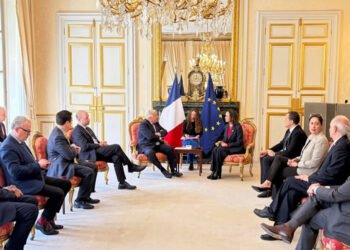 María Corina Machado se reunió con el presidente del Senado francés