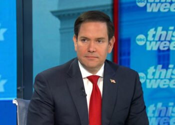 Rubio sugiere que Venezuela debe tener "elecciones libres y justas" pero pide paciencia