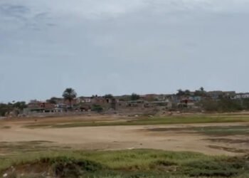 Voz Comunitaria | En La Caranta en Pampatar las fallas con el suministro de agua y luz tienen desesperados a sus habitantes