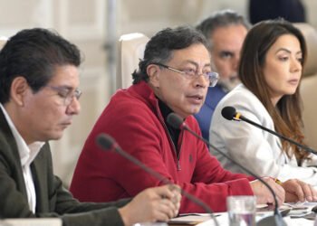 Petro anunció que su reunión con Delcy Rodríguez se centrará en la seguridad fronteriza