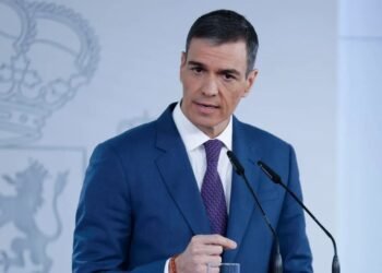 Pedro Sánchez estaría «encantado» de reunirse con Machado pero afirma que ella declinó