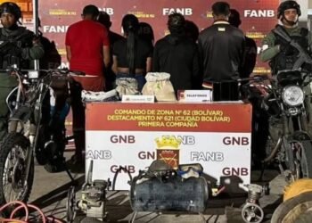 Fanb detiene a cuatro personas por minería ilegal en el estado Bolívar