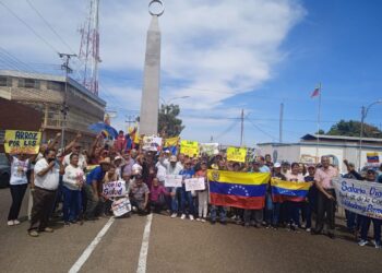 Gremios y pensionados de Cantaura exigieron salarios dignos