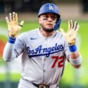Miguel Rojas se unió a la lista de venezolanos con más de mil hits en MLB