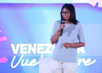 Delcy Rodríguez encarga un plan para optimizar los activos y fortalecer la producción en Venezuela