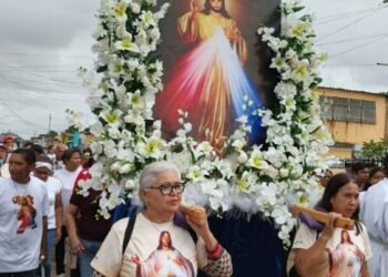 Tigrenses celebraron peregrinación y fiesta de la Divina Misericordia (+Fotos)