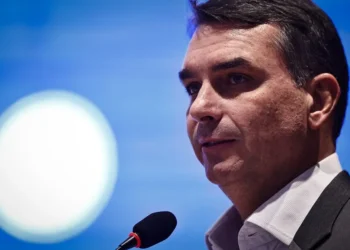 Un Bolsonaro vuelve a ser la única amenaza para Lula a seis meses de las elecciones
