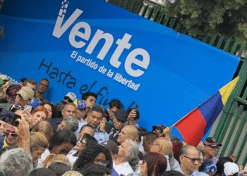 Vente Venezuela urge a recuperar "el orden constitucional" en el país