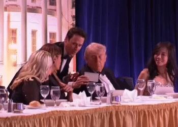 Servicio Secreto evacuó a Trump de cena de corresponsales tras aparentes disparos: hay un detenido