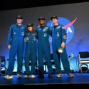 Los astronautas de Artemis II destacan su unión y aprecio por la Tierra entre aplausos