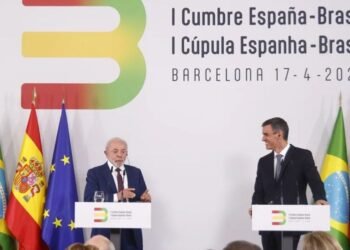 Lula da Silva llama a la no injerencia política en Venezuela