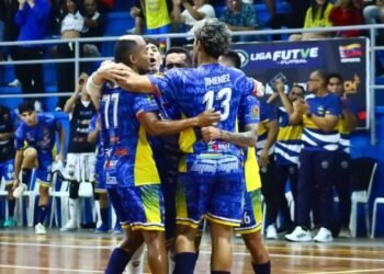 Marineros cerró con victoria la seguidilla de seis partidos en casa