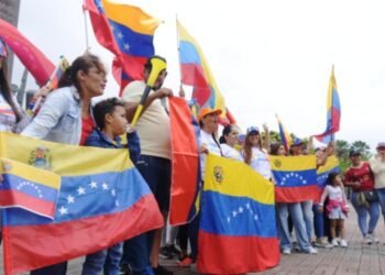 Un tercio de los refugiados venezolanos en Latinoamérica se plantea regresar, según ACNUR