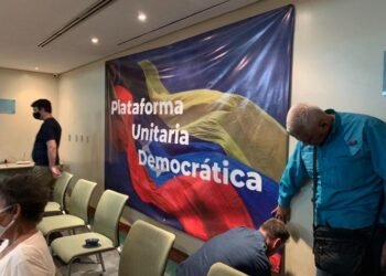 Oposición de Venezuela expresa "enérgica condena" al ataque contra Trump en EE.UU.