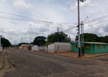 Vecinos de Santa Rosa, en Freites, exigen la perforación de pozo de agua