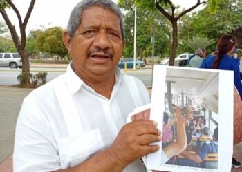 Solicitan mejorar el transporte del personal del hospital Razetti de Barcelona