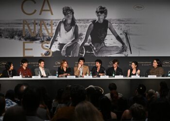 Netflix se hace con 'La bola negra"'para distribuirla en EE.UU. tras una guerra de pujas