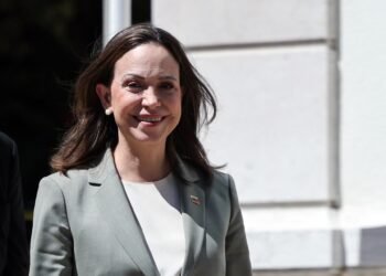 María Corina Machado convoca a venezolanos en el mundo a una movilización global este 3 de mayo