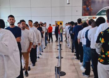Llegan a Venezuela otros 131 migrantes retornados desde Estados Unidos